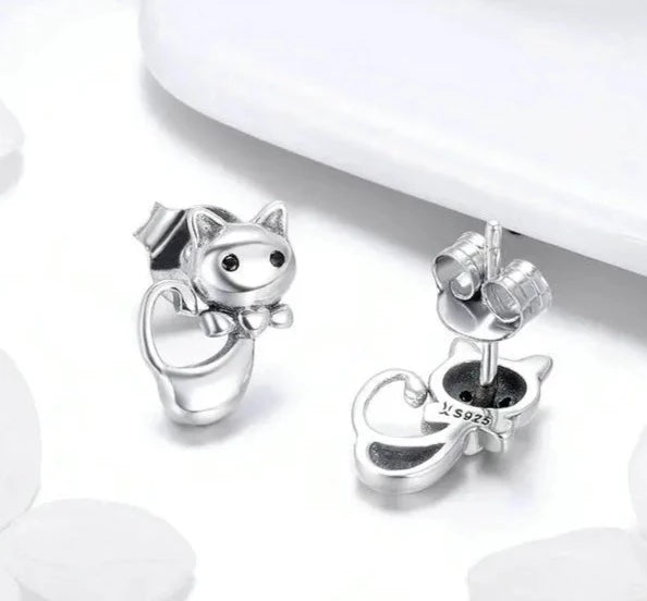 Cat Shaped Earrings – Crafted in 925 Silver